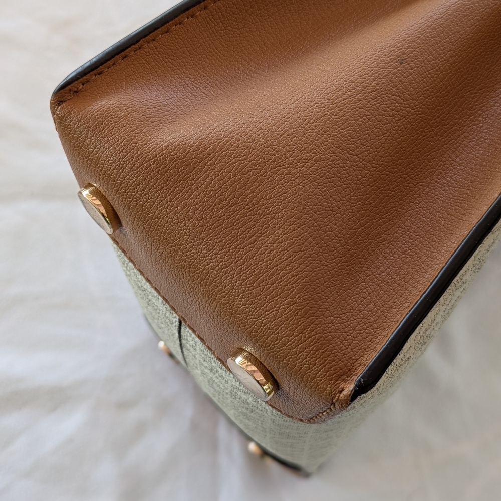 Michael Kors White and Tan Women's Bag - Picture 8 of 10